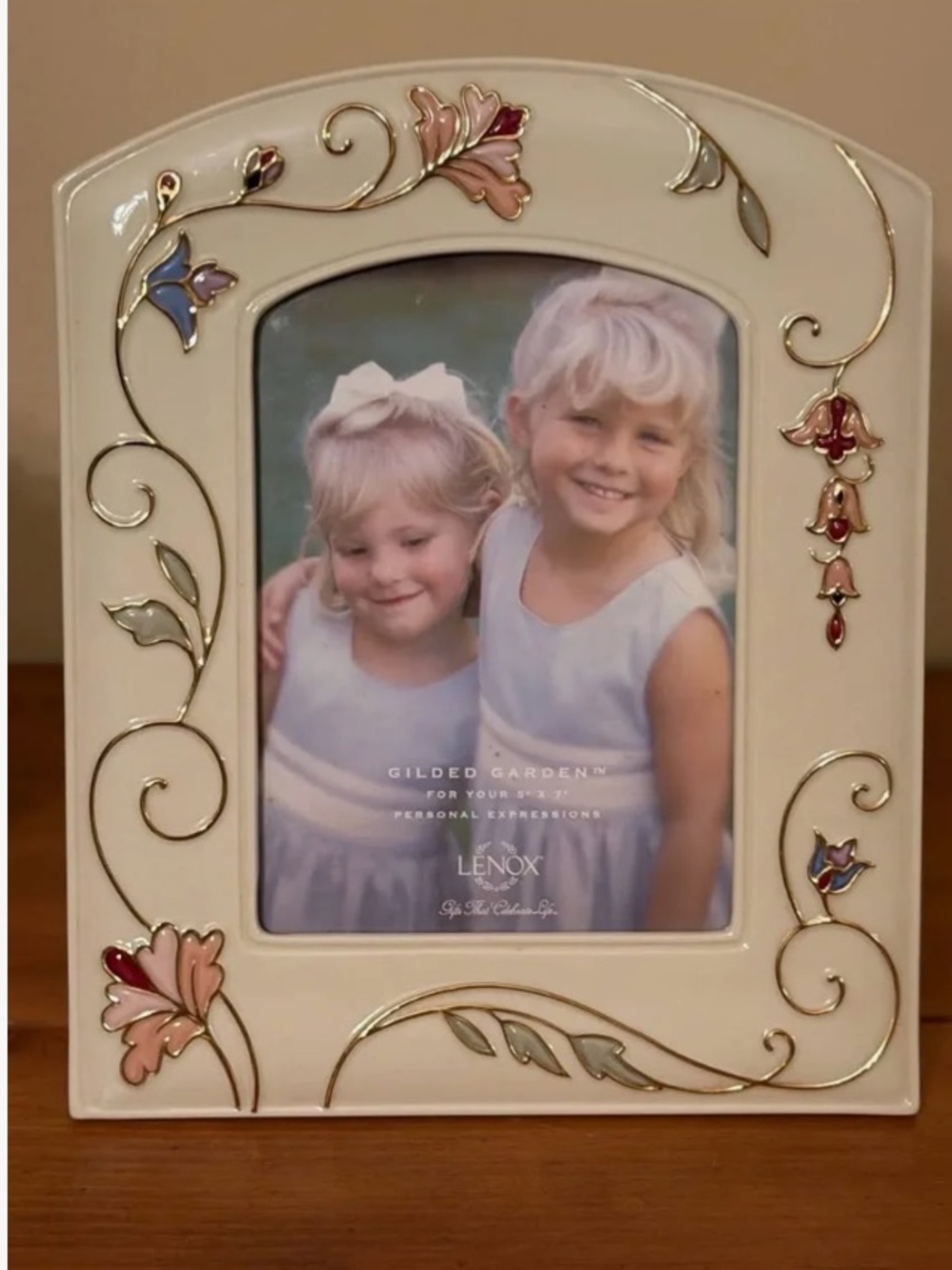 Lenox gilded garden 5x7” Floral Picture Frame with Gold Accents